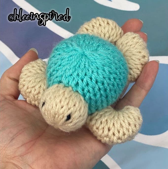 How to knit sea animals - Free Knitting machine pattern - A Crafty Concept